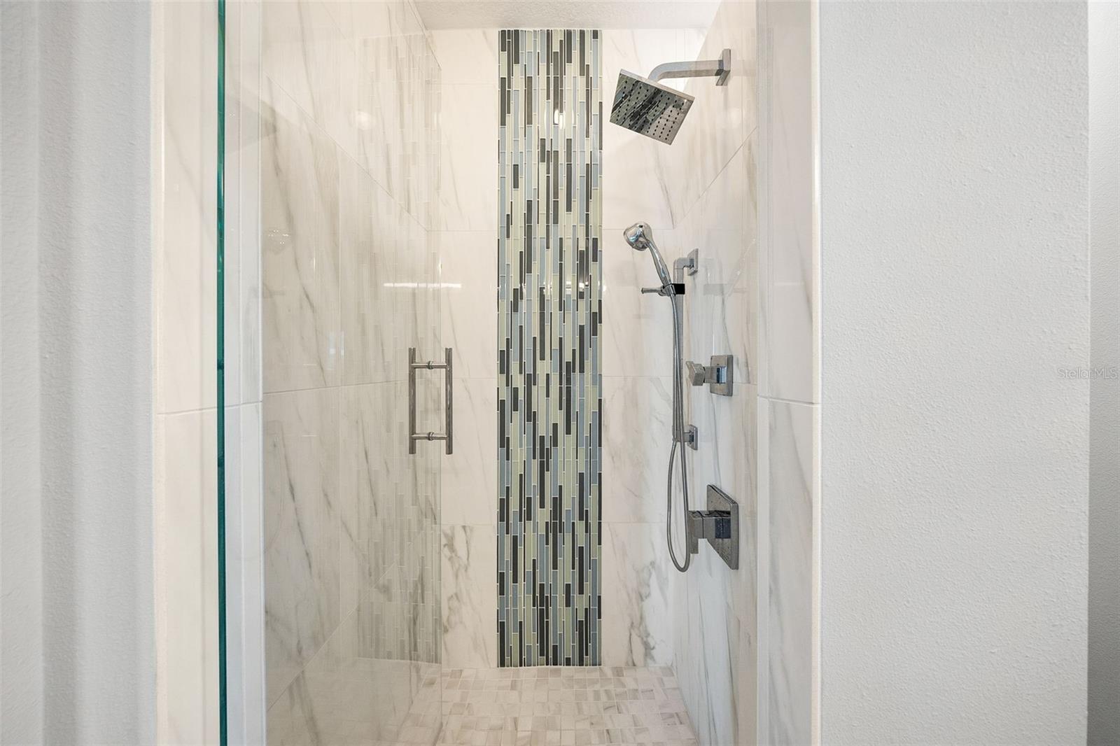 REDINGTON BEACH HOMES 5TH ADD - Residential