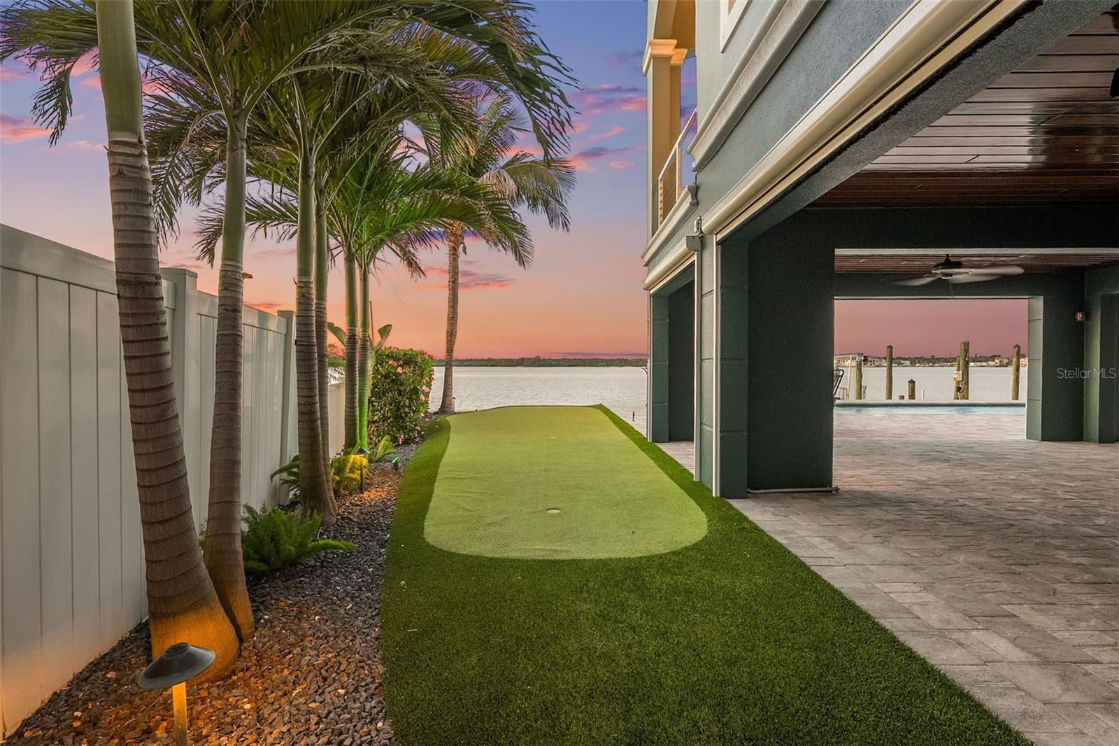 REDINGTON BEACH HOMES 5TH ADD - Residential