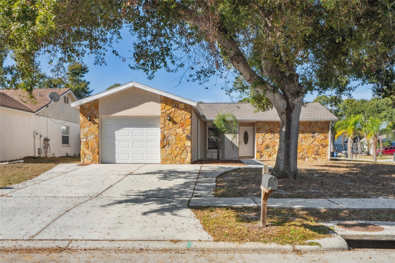 SUMMERFIELD VILLAGE I TR 27 - Residential