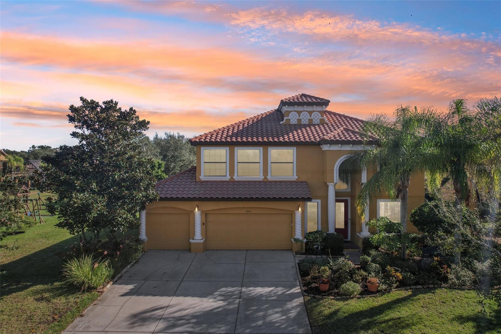 9413 TOULON BOULEVARD