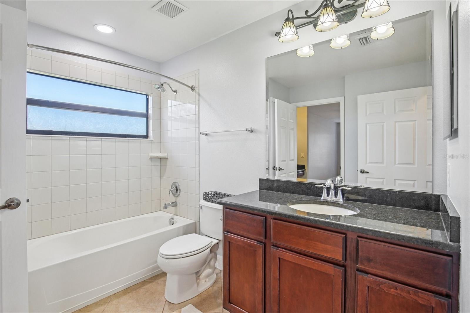 TOULON PH 1 - Residential