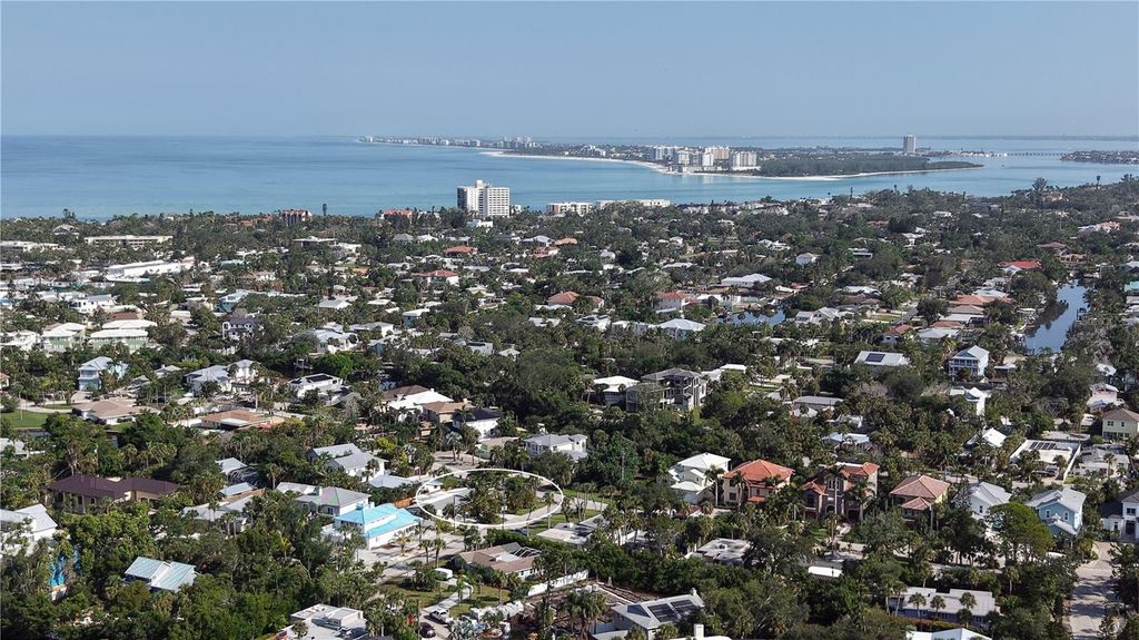 Photo of 5302 Las Rosas, Sarasota, FL 34242 (MLS # A4660107)