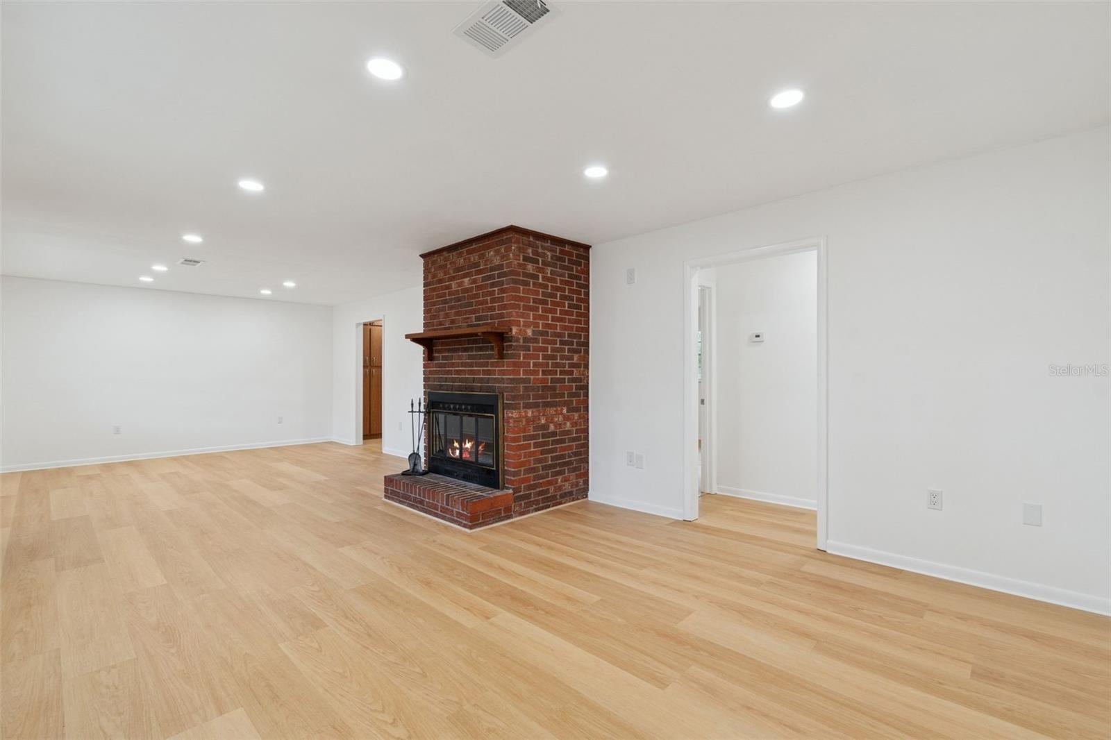 POTANO WOODS - Residential