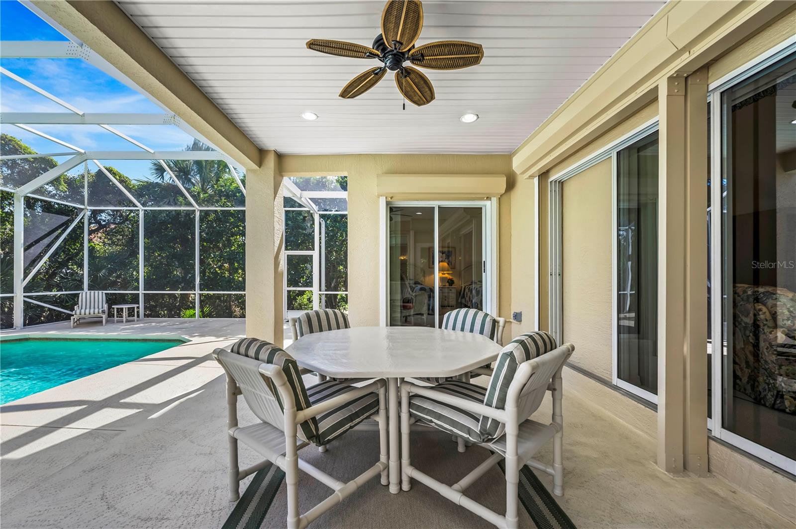 SOUTH TURN - Residential