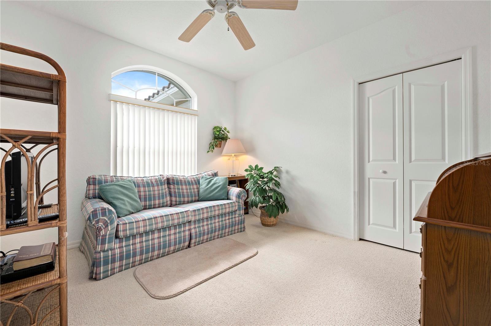 SOUTH TURN - Residential