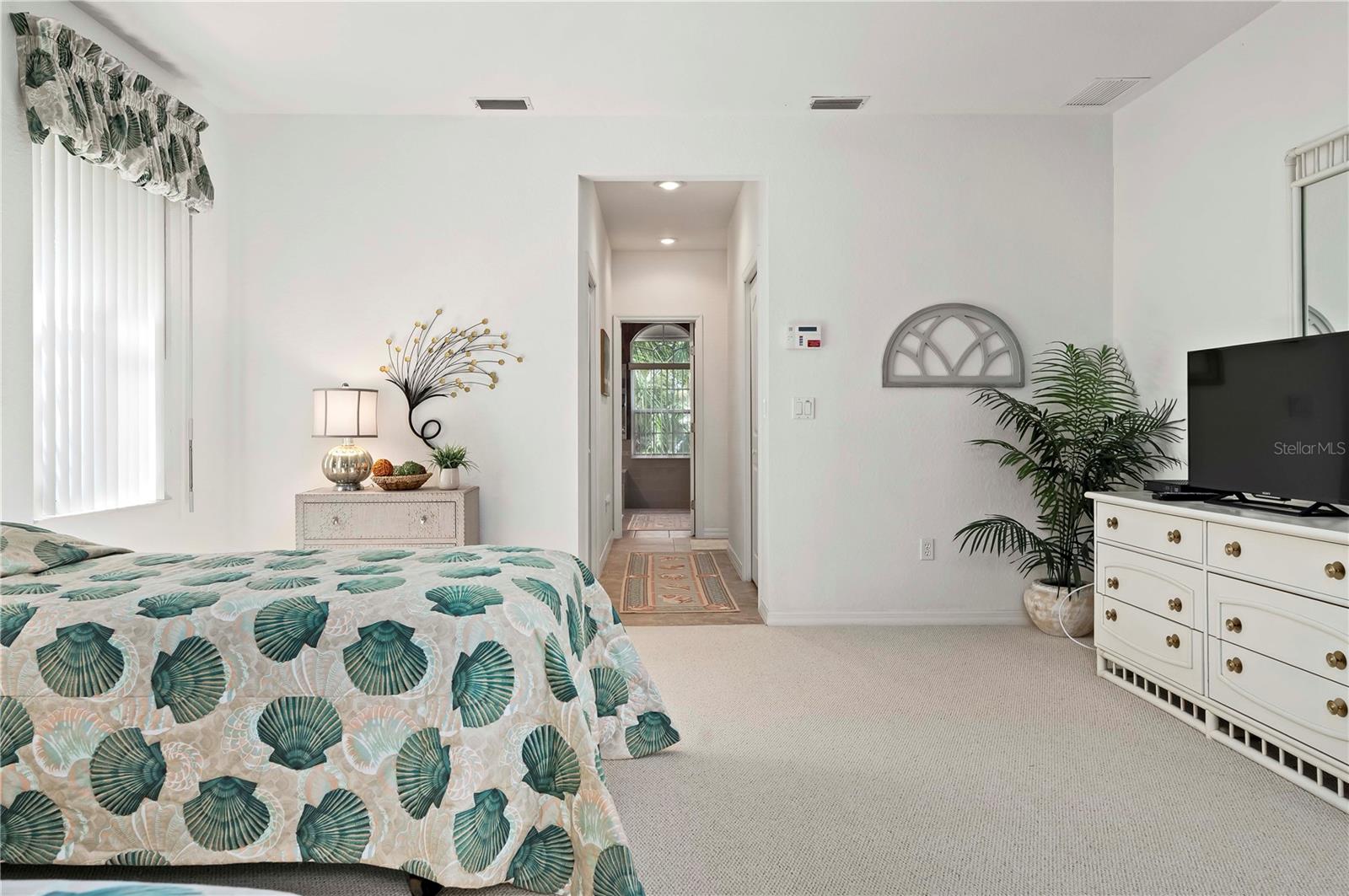 SOUTH TURN - Residential