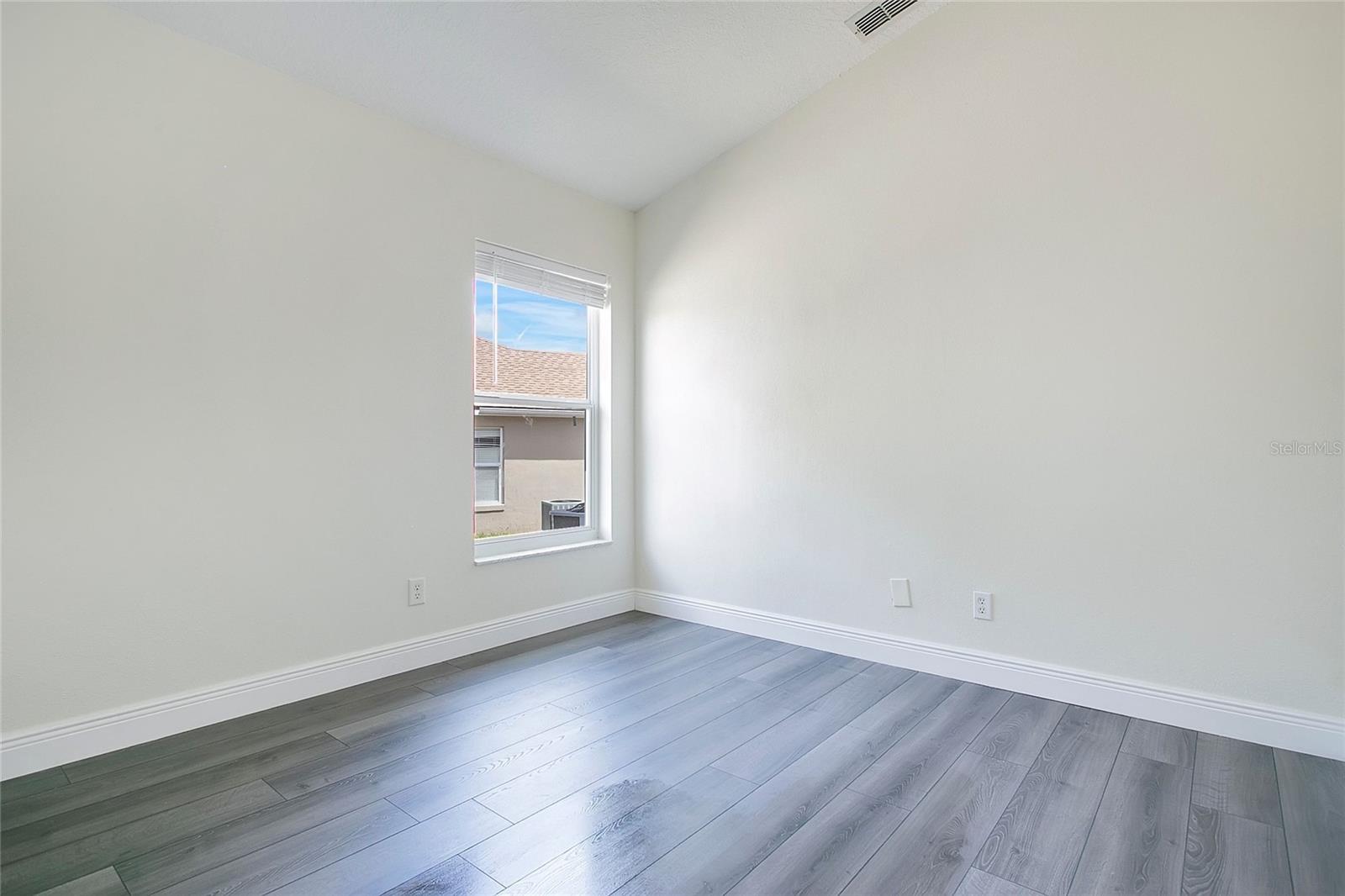 SILVER RIDGE PH 04 - Residential