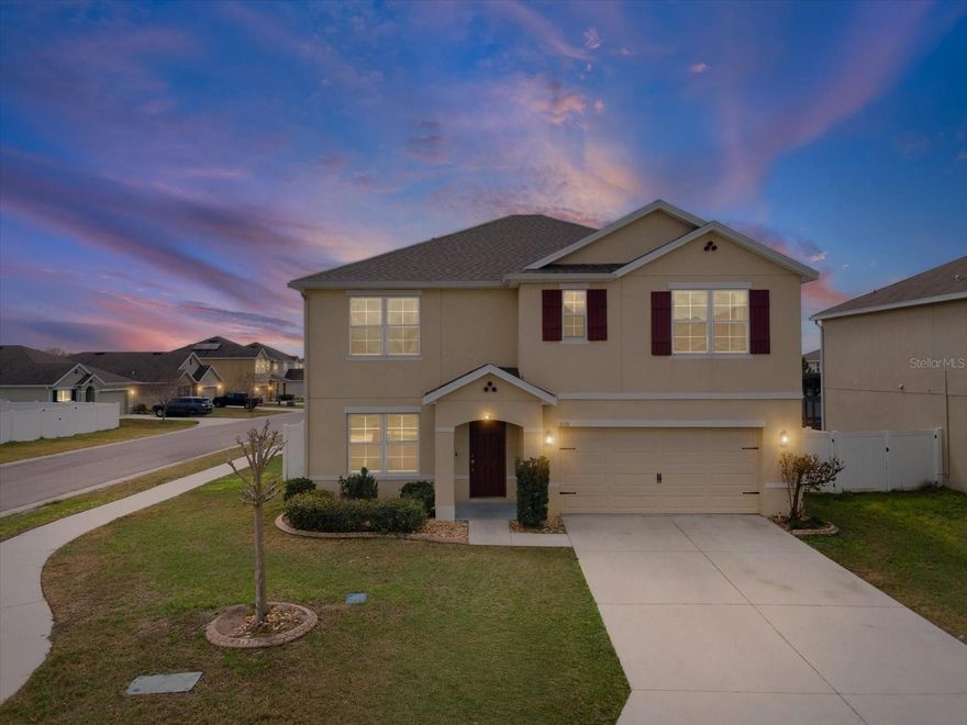 Welcome home to space, comfort, and flexibility in this beautiful two-story residence located in the desirable Alterra community of Plant City. Perfectly positioned on a fenced corner lot, this spacious home offers 5 bedrooms, 3 full bathrooms, and 2,674 square feet of thoughtfully designed living space.
Step inside and you’ll immediately appreciate the versatile floor plan designed to fit today’s lifestyle. A first-floor bedroom and full bathroom provide the perfect setup for guests, in-laws, or multigenerational living, offering both privacy and convenience. The main level also features a flexible space that can easily function as a formal dining room, home office, or den.
Upstairs, a generous bonus loft creates the ideal second living area—perfect for movie nights, a playroom, or a relaxing retreat. The oversized primary suite offers a peaceful escape with an expansive bedroom and two walk-in closets, providing exceptional storage and comfort.
Major updates including a newer roof and newer AC provide added peace of mind, while the two-car garage and fenced yard offer both functionality and outdoor space to enjoy.
Located in the Alterra neighborhood with a low HOA, this home is just minutes from shopping, dining, and everyday conveniences. With easy access to major highways, commuting to Tampa, Lakeland, or Orlando is simple and convenient.
If you’ve been searching for a home with room to grow, space for everyone, and a location that keeps you connected—this one checks all the boxes.