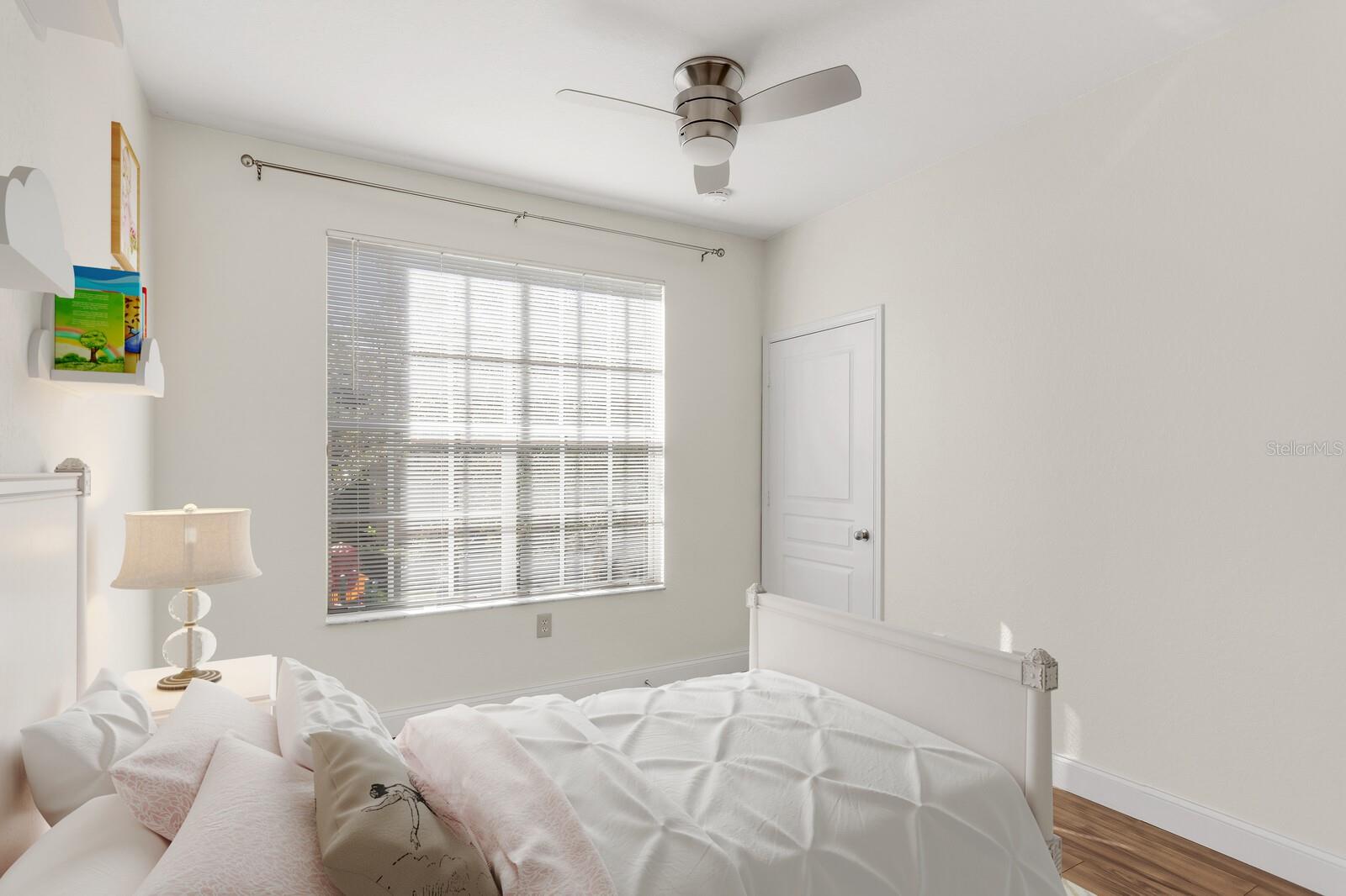 OXFORD PLACE AT TAMPA PALMS - Residential