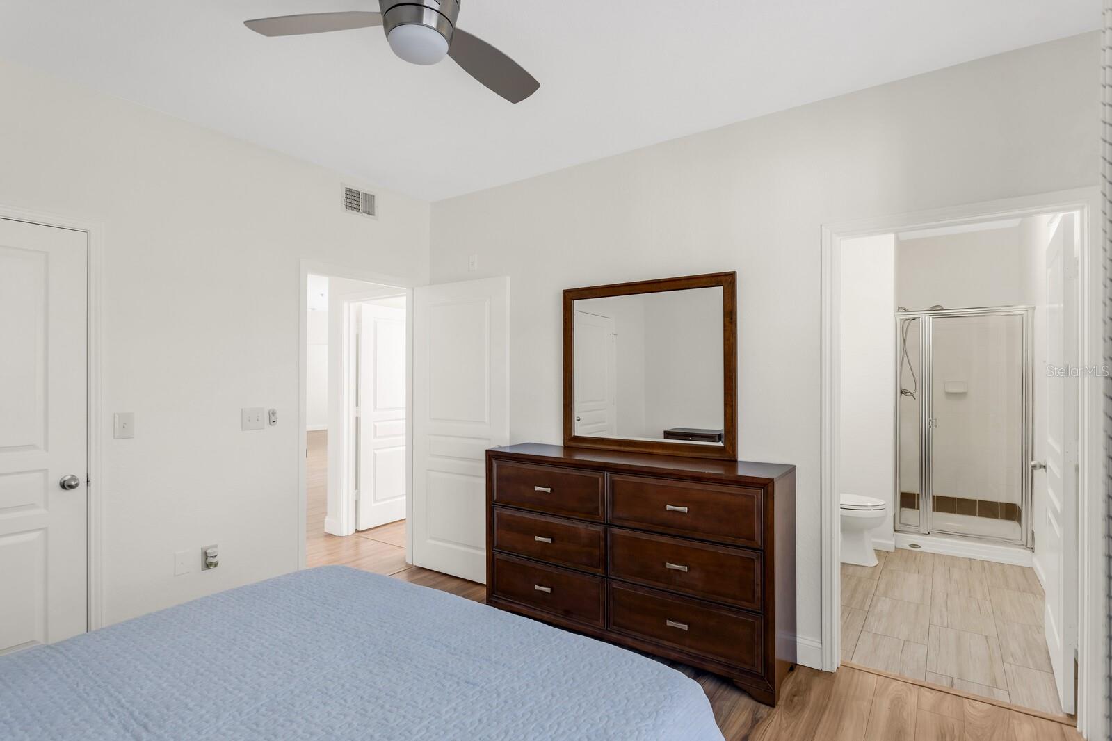 OXFORD PLACE AT TAMPA PALMS - Residential