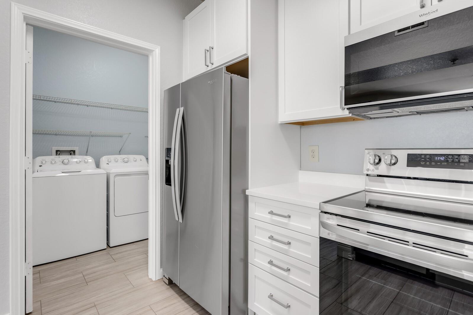 OXFORD PLACE AT TAMPA PALMS - Residential