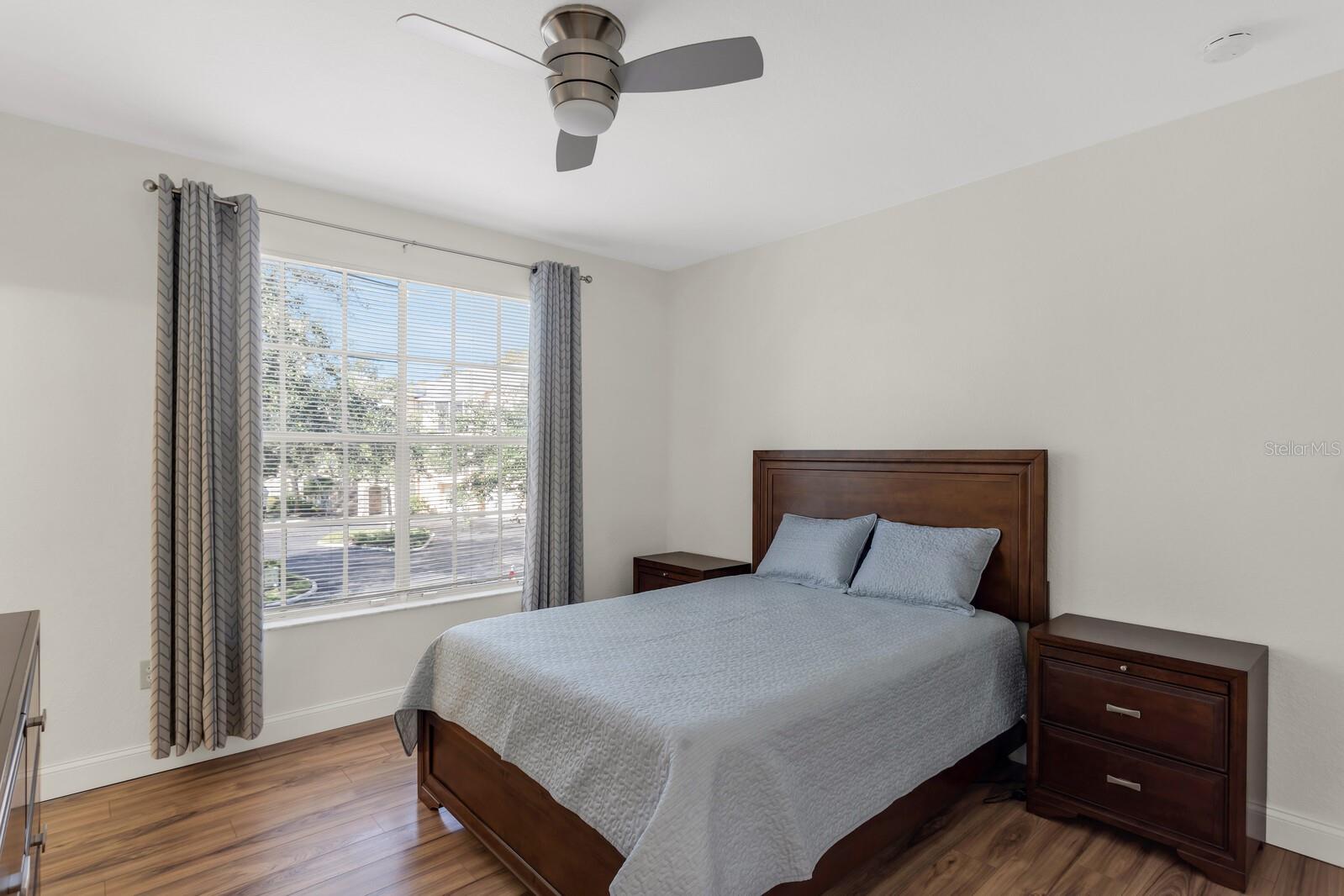 OXFORD PLACE AT TAMPA PALMS - Residential