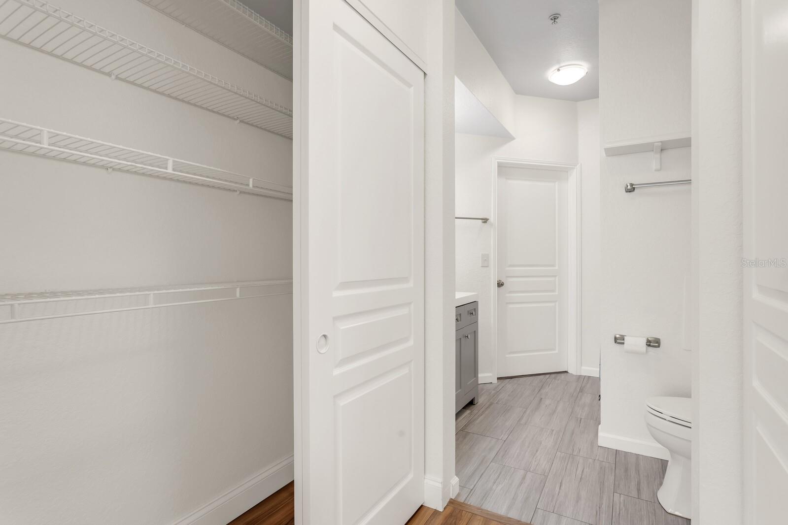 OXFORD PLACE AT TAMPA PALMS - Residential