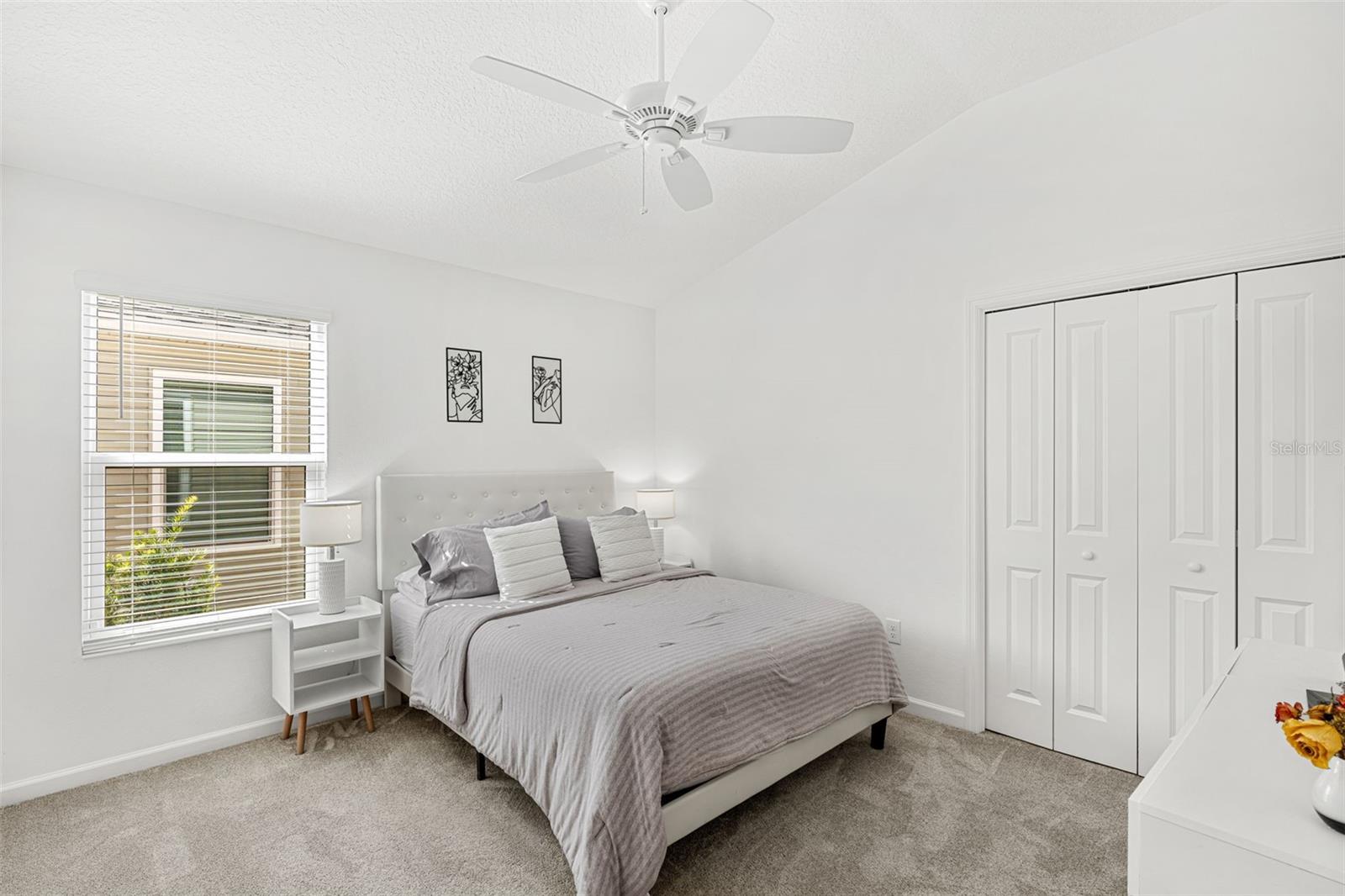 VILLAGES/SOUTHERN OAKS UN #107 - Residential