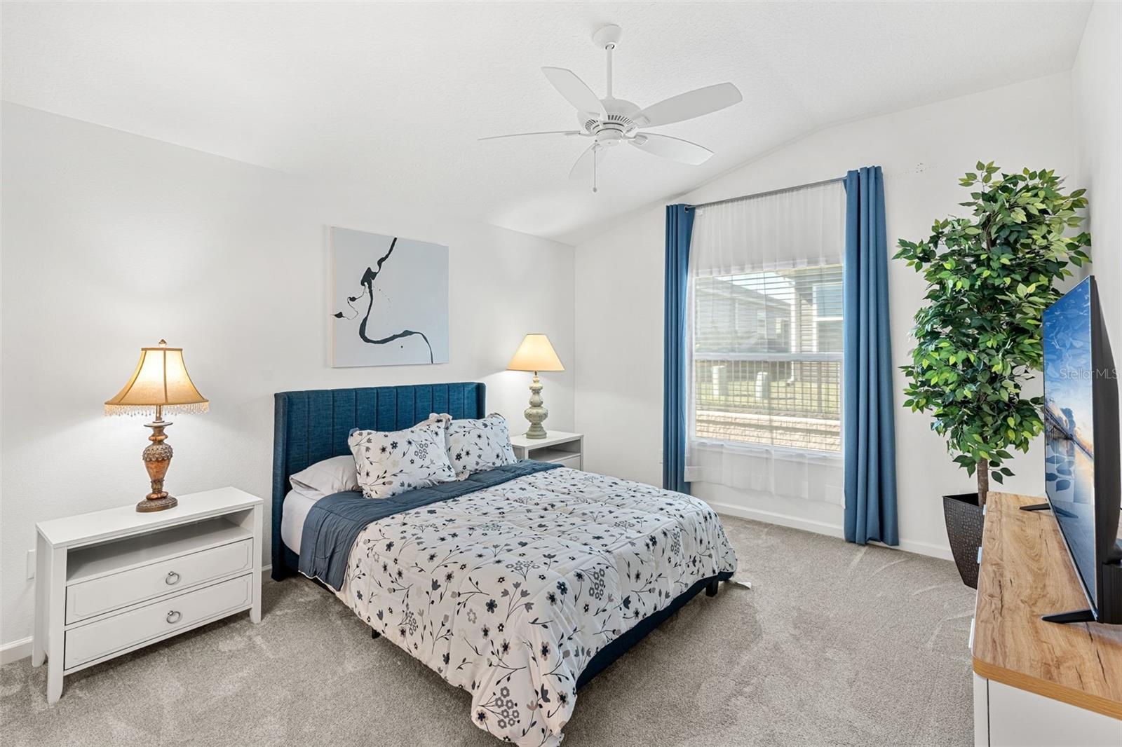 VILLAGES/SOUTHERN OAKS UN #107 - Residential