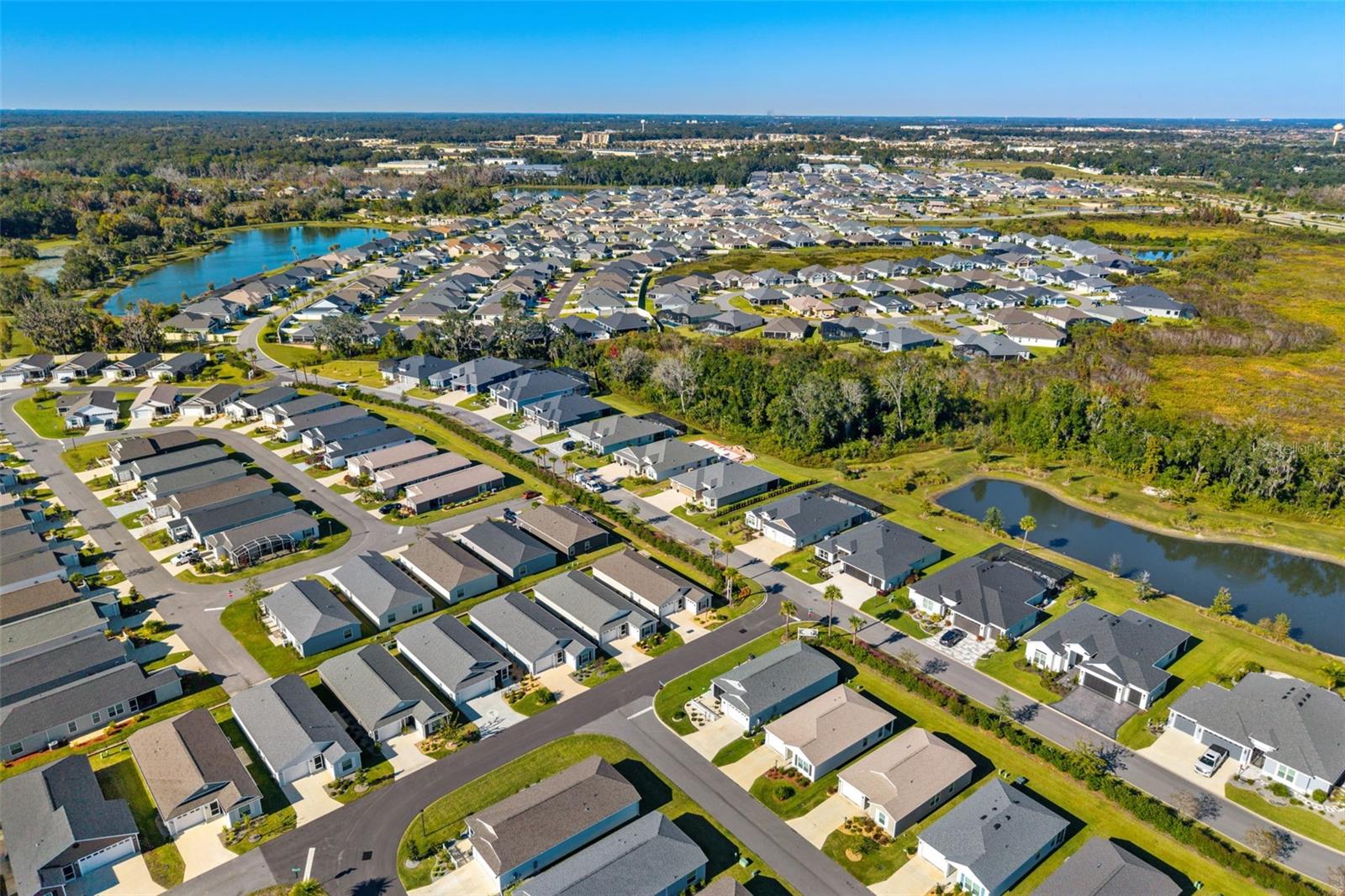 VILLAGES/SOUTHERN OAKS UN #107 - Residential