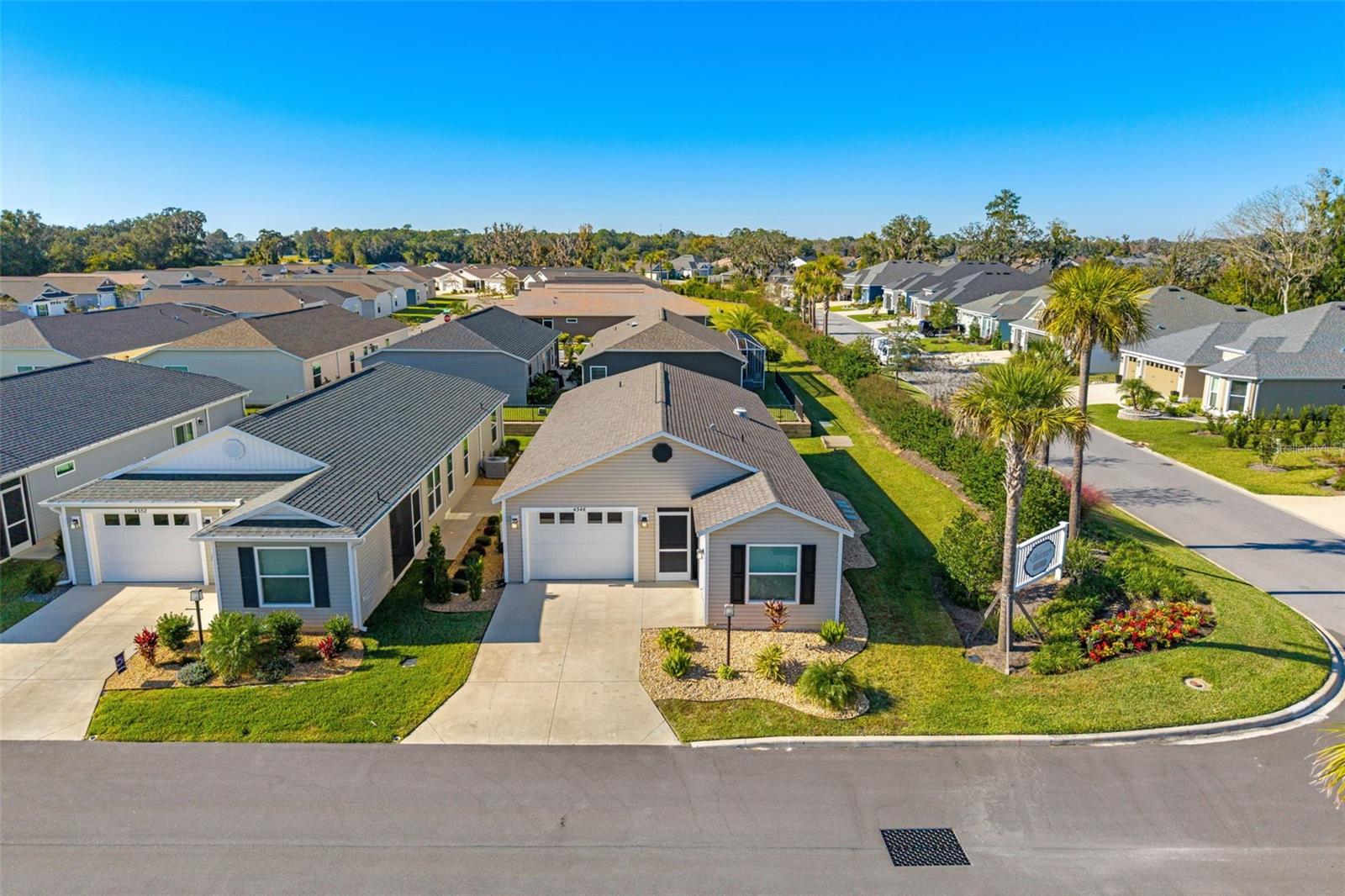 VILLAGES/SOUTHERN OAKS UN #107 - Residential