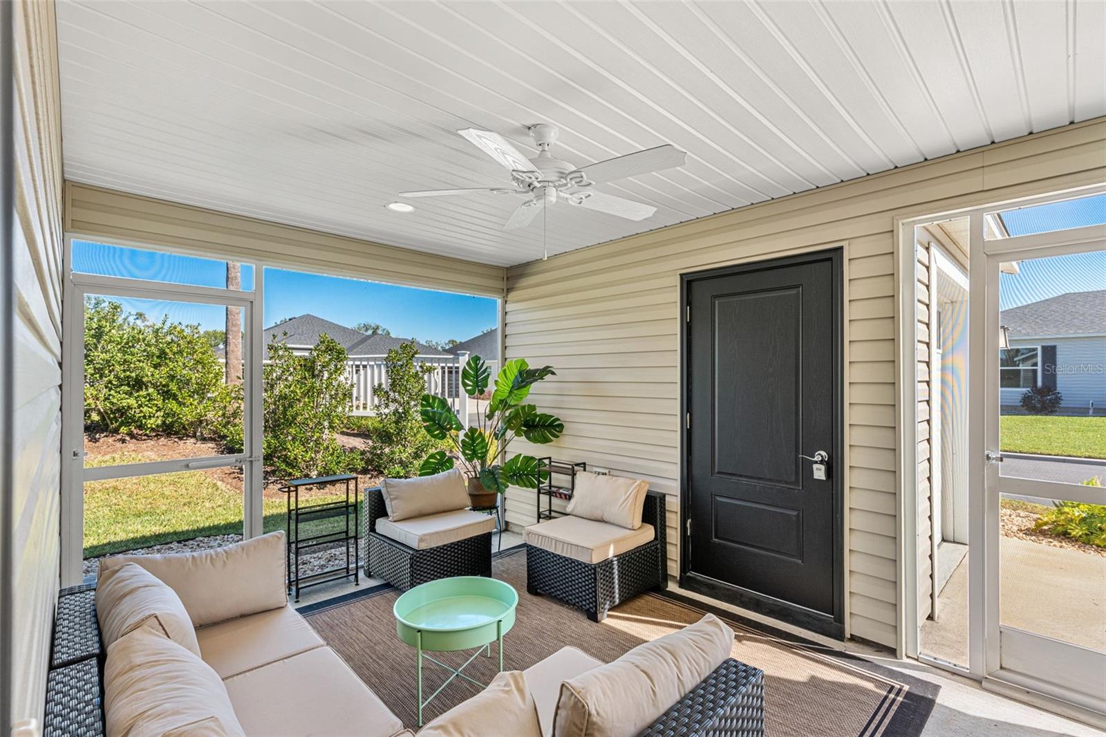 VILLAGES/SOUTHERN OAKS UN #107 - Residential