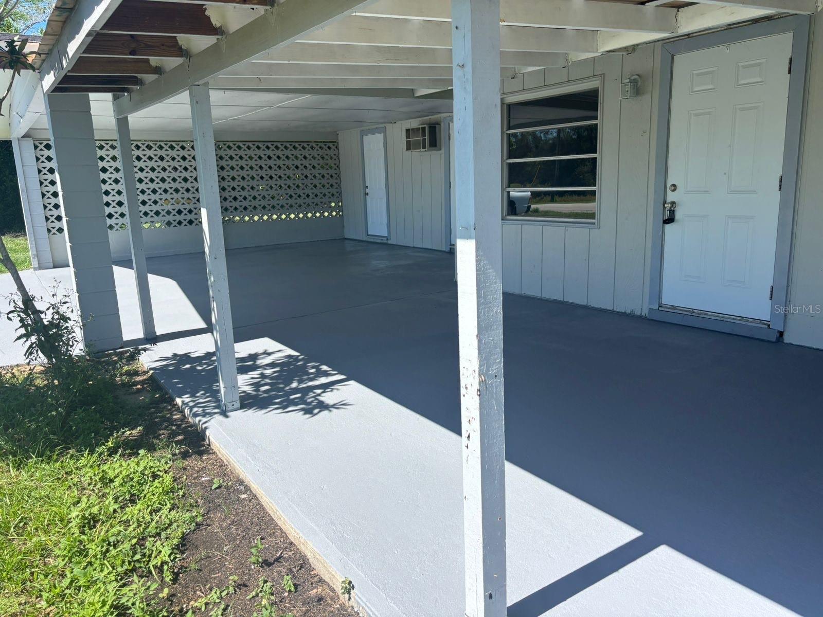 AVON PARK LAKES - Residential