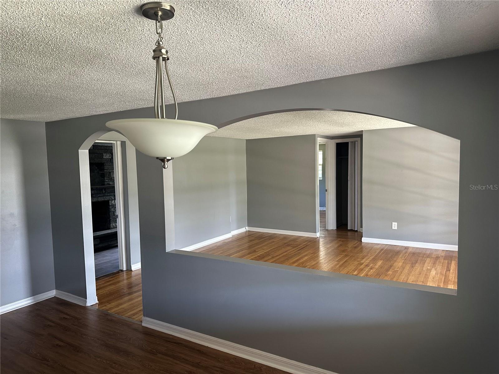 AVON PARK LAKES - Residential