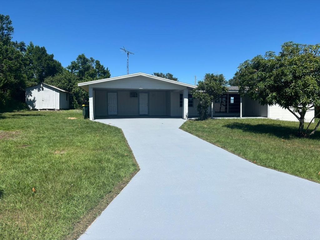 Photo of 1732 W Batavia Road, Avon Park, FL 33825 (MLS # A4663397)