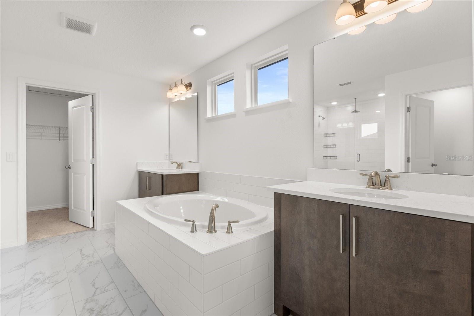 VILLAGES/MINNEOLA HILLS PH 1A - Residential