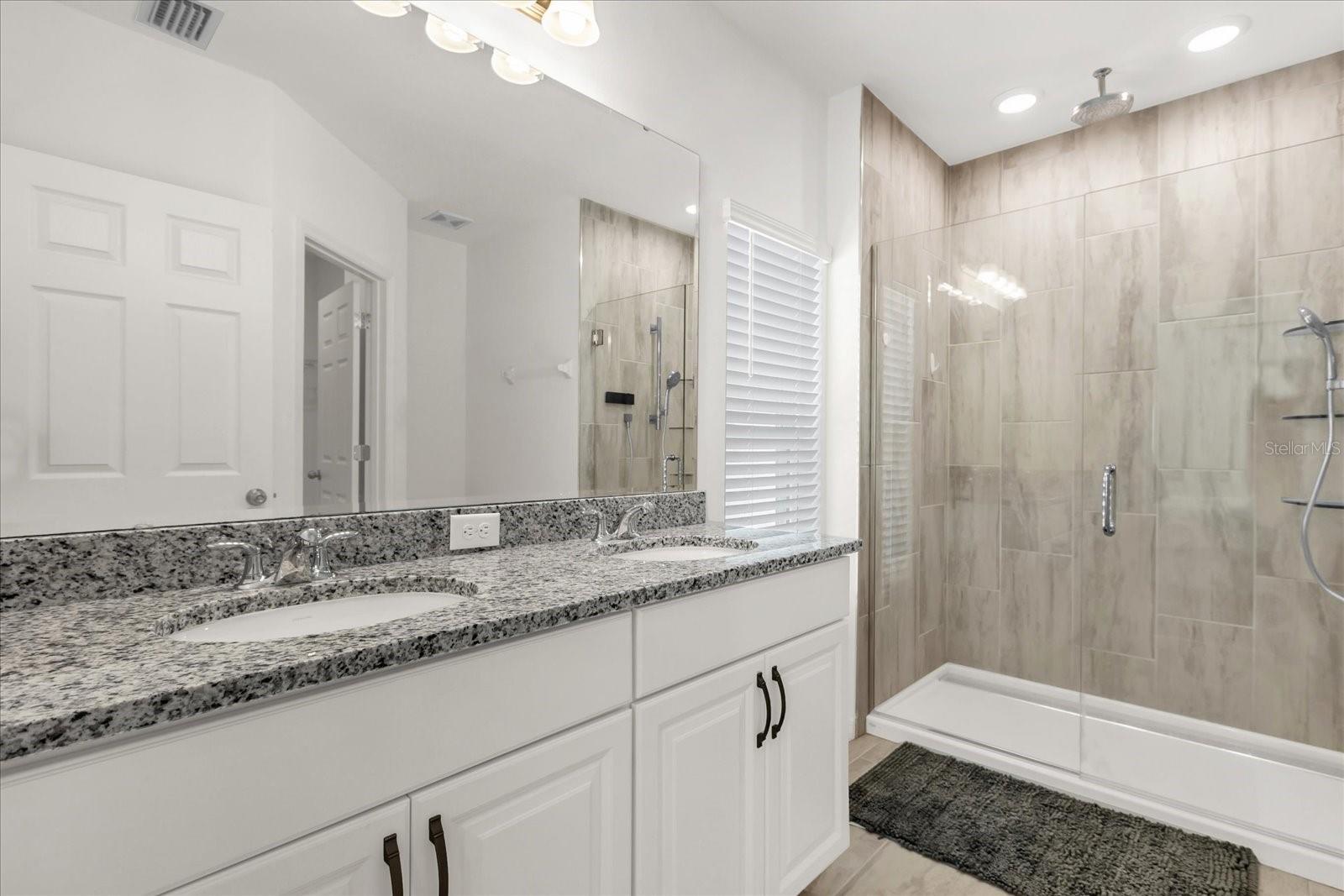 TRINITY LAKES PH 1 & 2 - Residential Lease