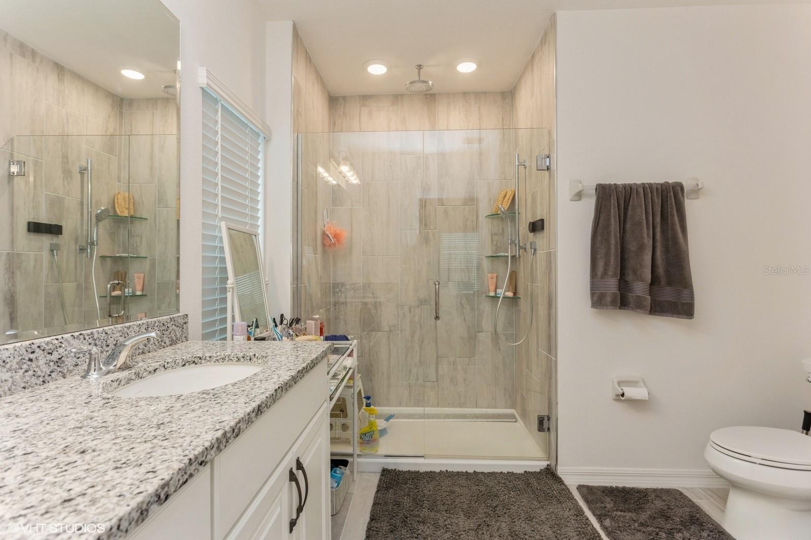 TRINITY LAKES PH 1 & 2 - Residential Lease