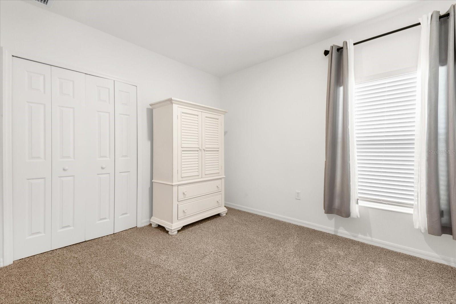 TRINITY LAKES PH 1 & 2 - Residential Lease