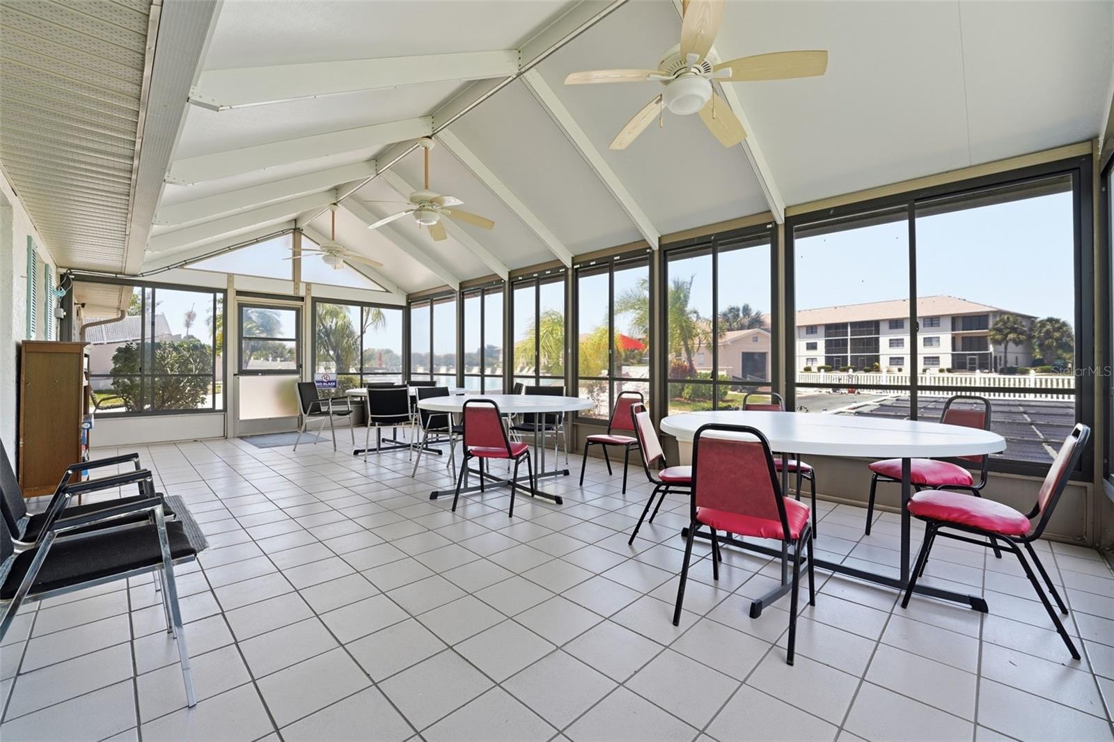 NEWPORT 01 PH 05 BLDG 03 - Residential