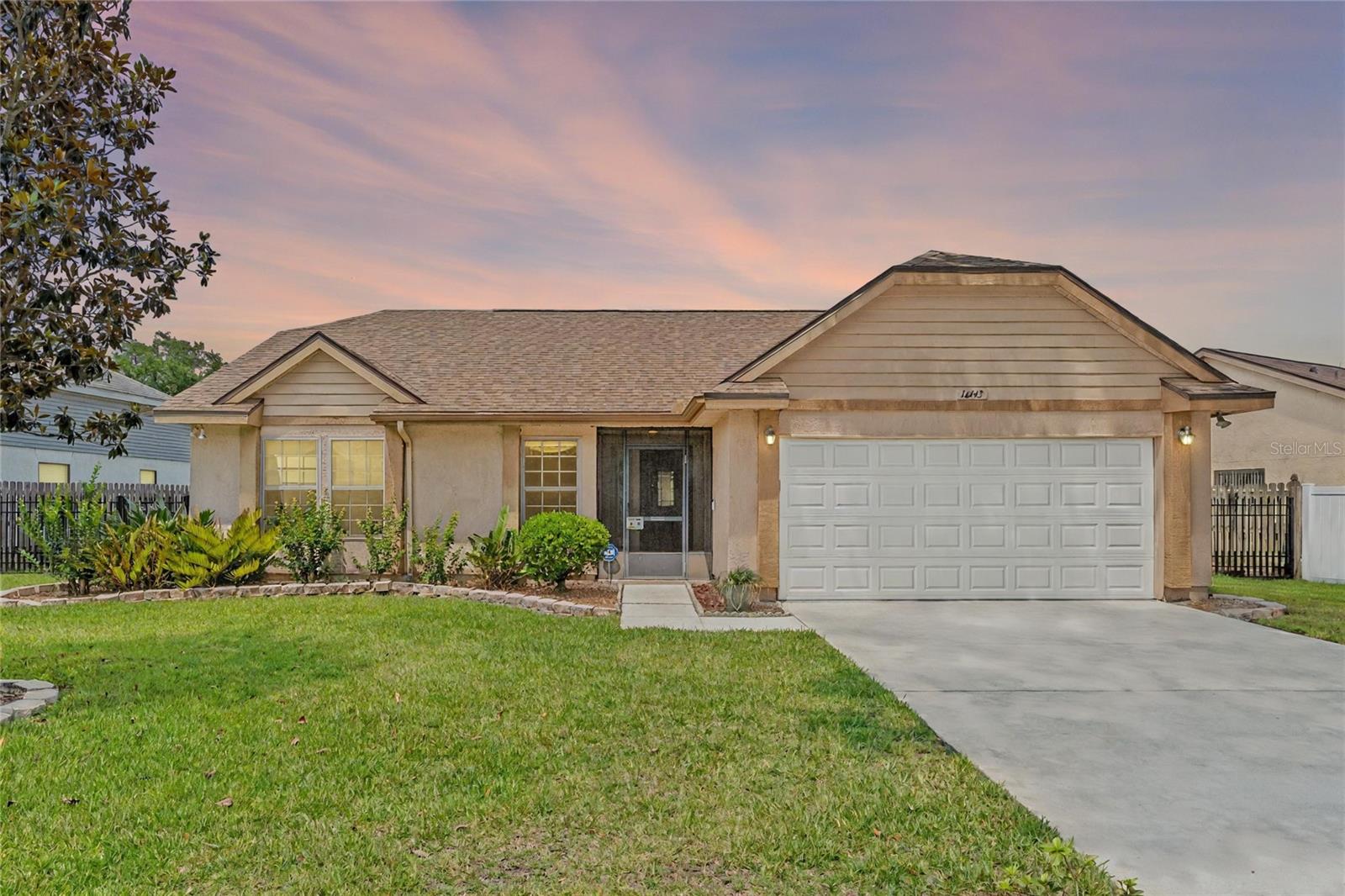 10143 PINK CARNATION COURT