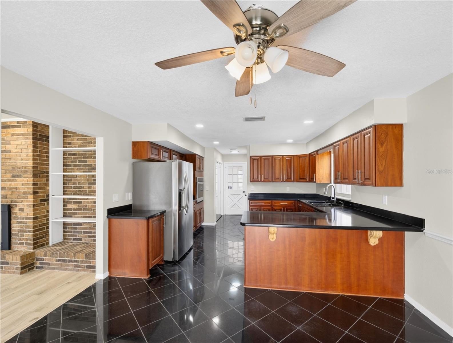 LAKE WINTERSET ACRES - Residential