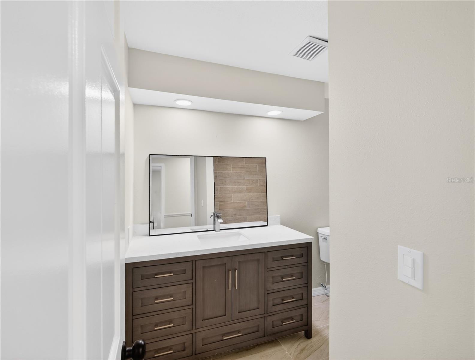 LAKE WINTERSET ACRES - Residential