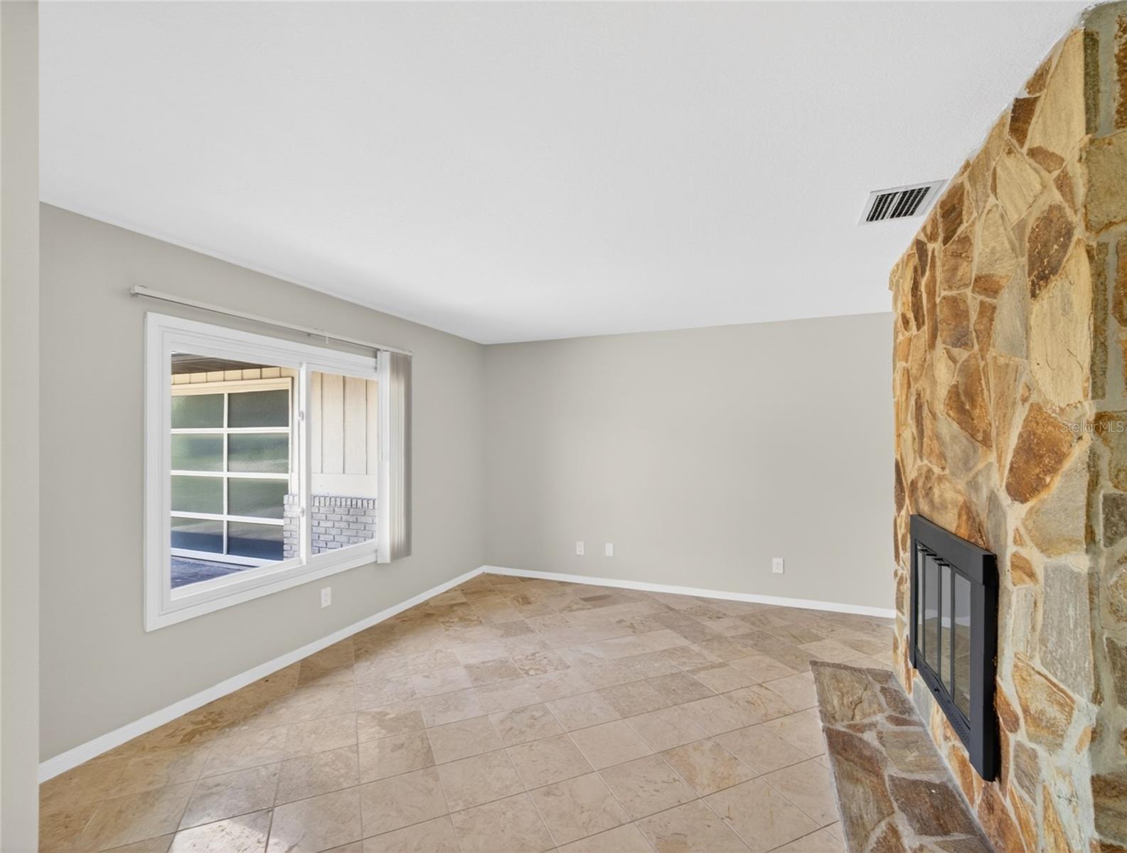 LAKE WINTERSET ACRES - Residential