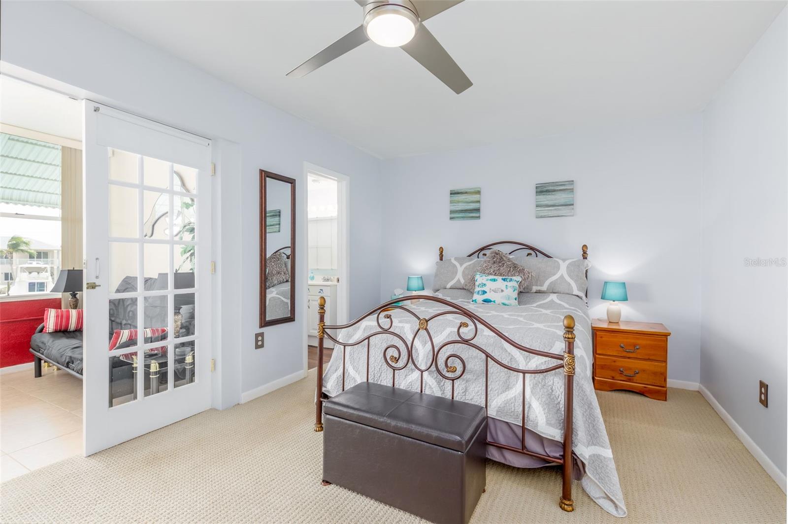 SHORE PLAZA BLDG - Residential