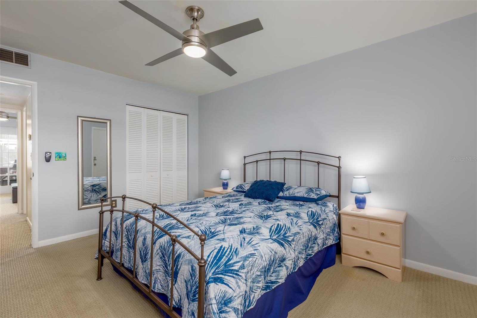 SHORE PLAZA BLDG - Residential