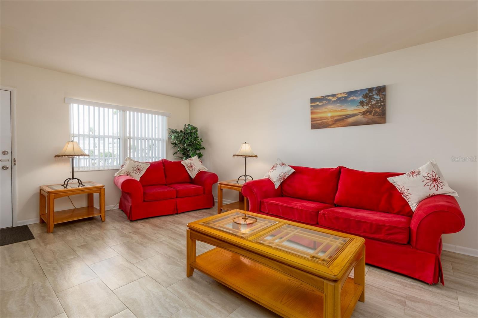 SHORE PLAZA BLDG - Residential