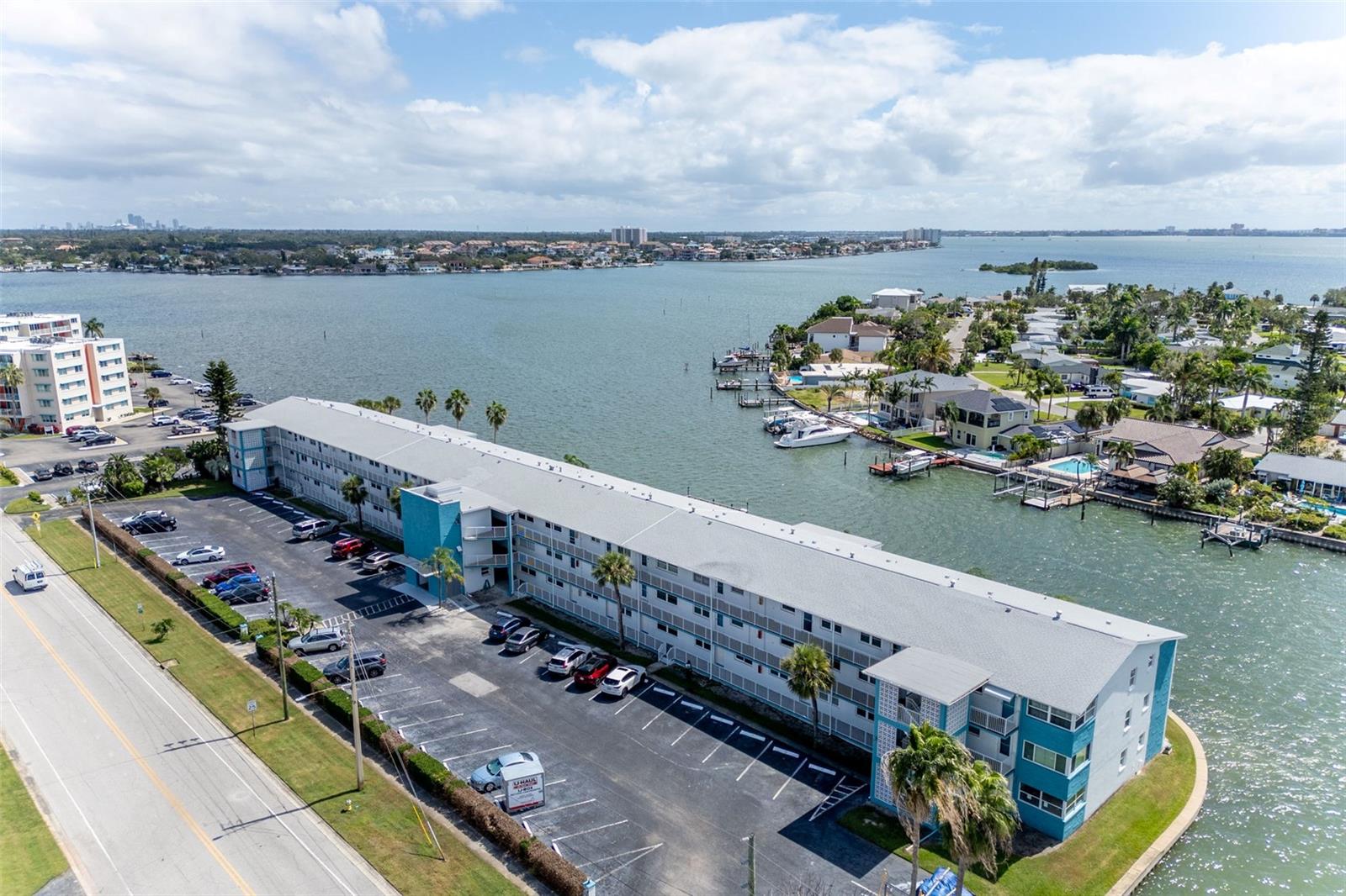 SHORE PLAZA BLDG - Residential