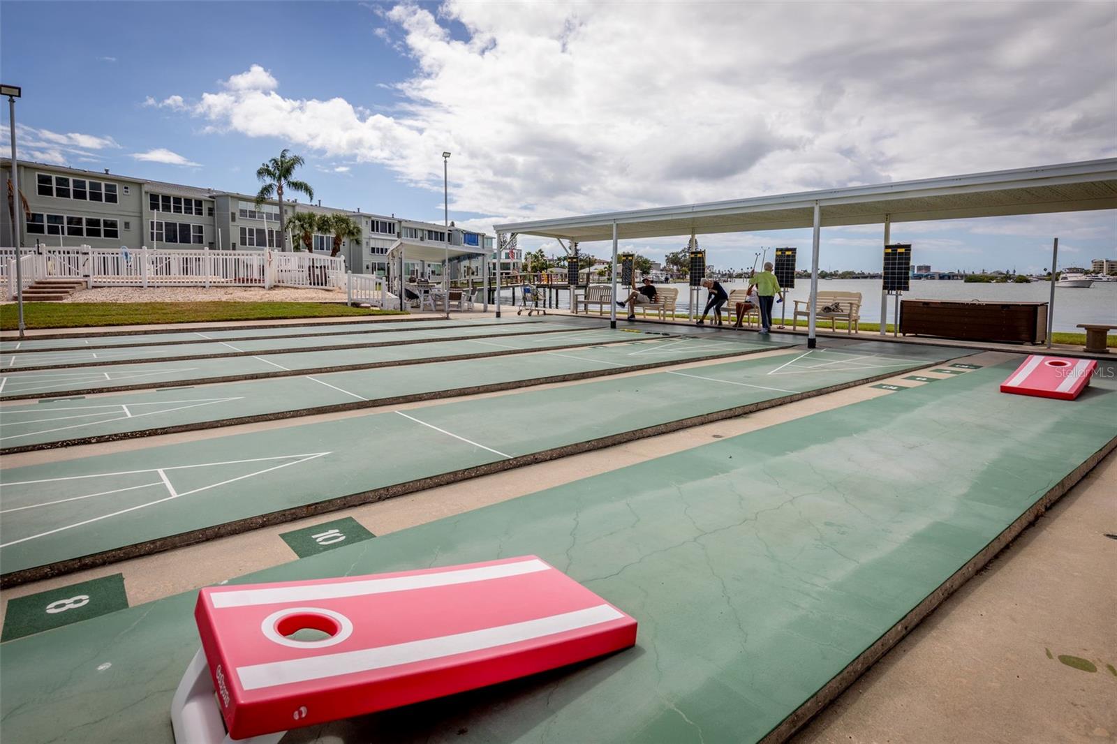 SHORE PLAZA BLDG - Residential