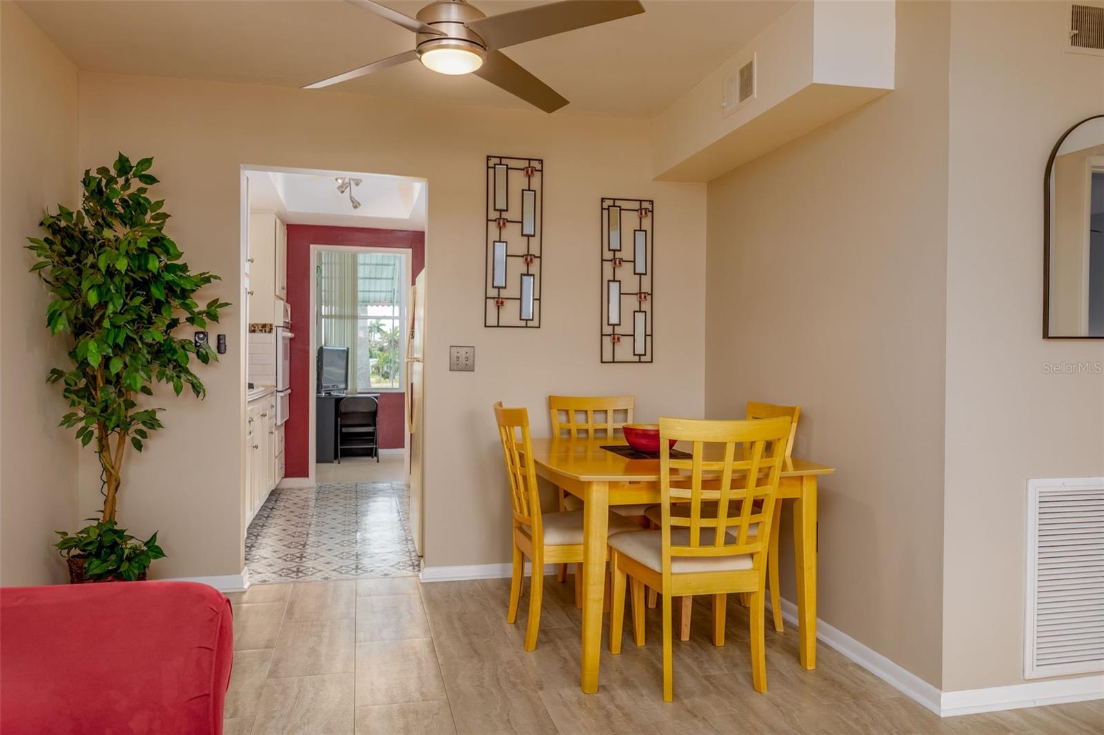 SHORE PLAZA BLDG - Residential