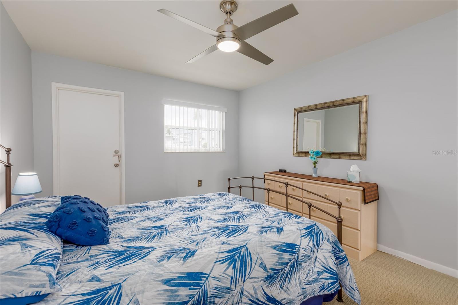 SHORE PLAZA BLDG - Residential