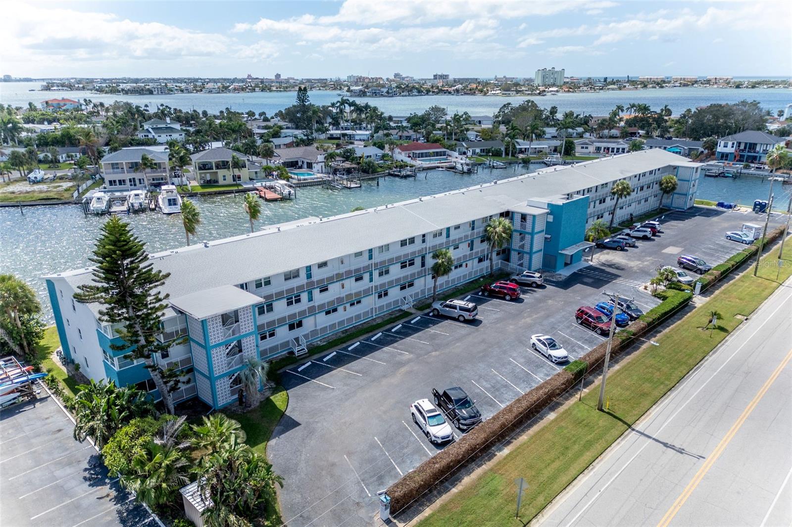 SHORE PLAZA BLDG - Residential