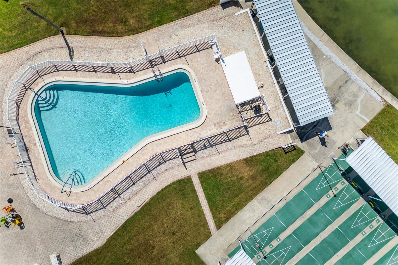 SHORE PLAZA BLDG - Residential