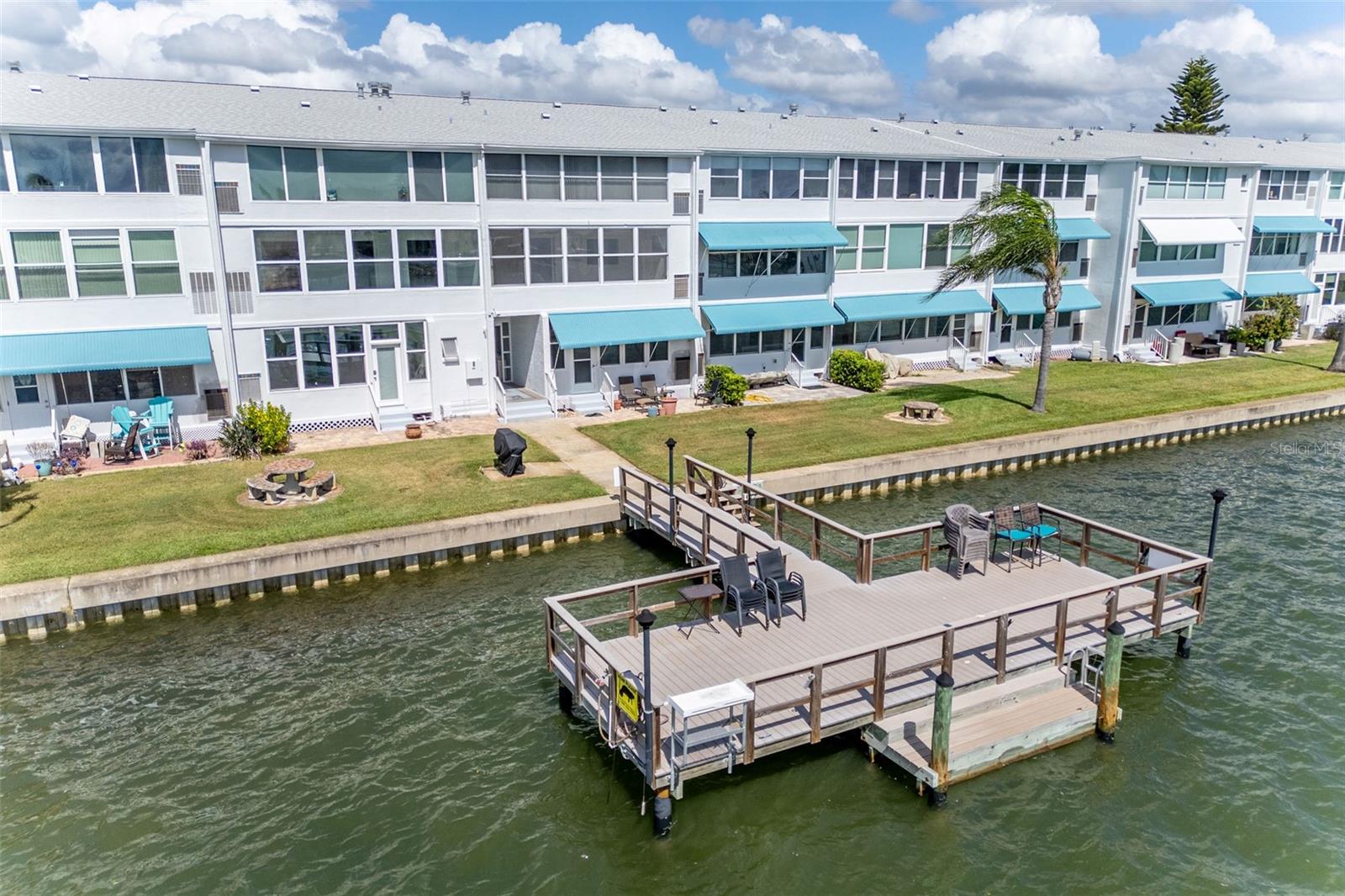 SHORE PLAZA BLDG - Residential