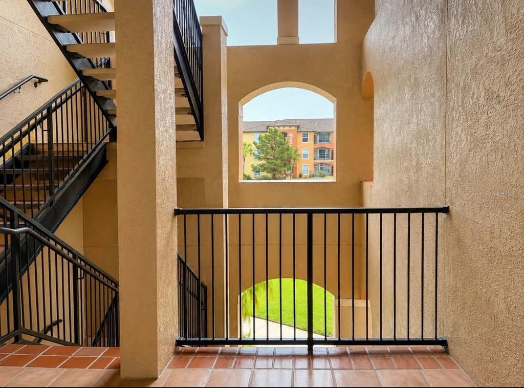 Photo of 5572 Metrowest Blvd #203, Orlando, FL 32811 (MLS # O6432022)
