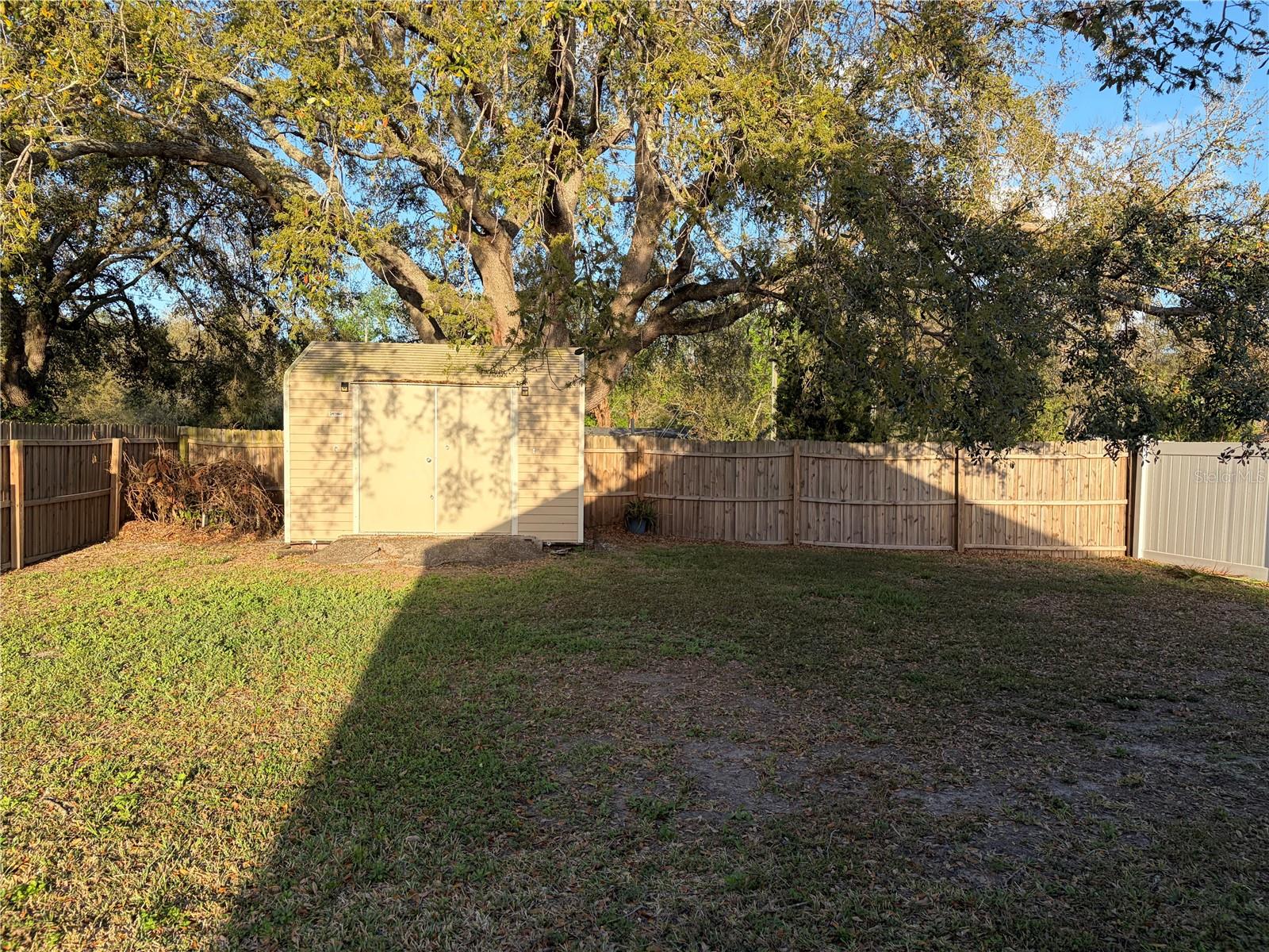 SUTTON RIDGE PH 03 - Residential