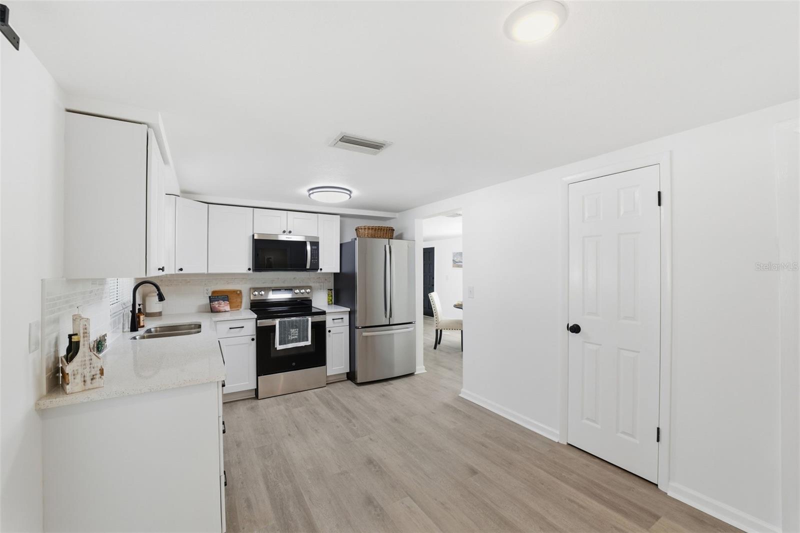 ALOHA GARDENS - Residential