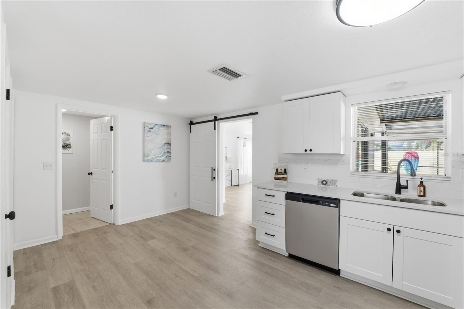 ALOHA GARDENS - Residential