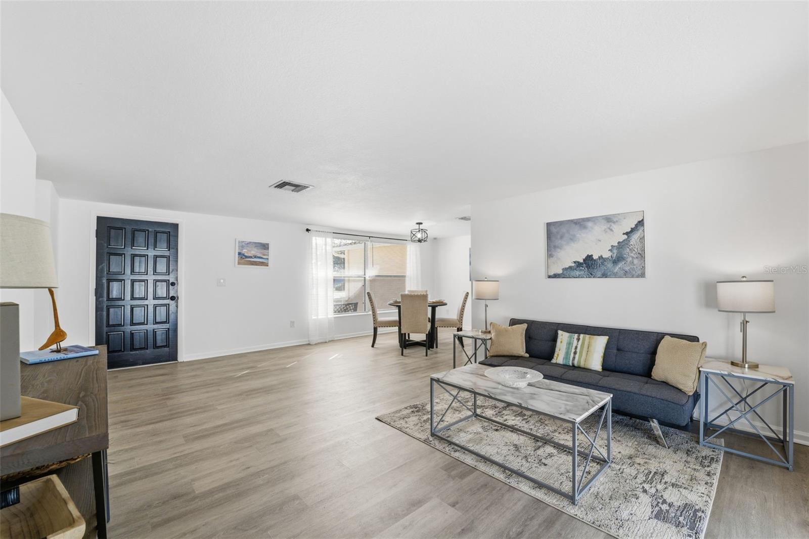 ALOHA GARDENS - Residential