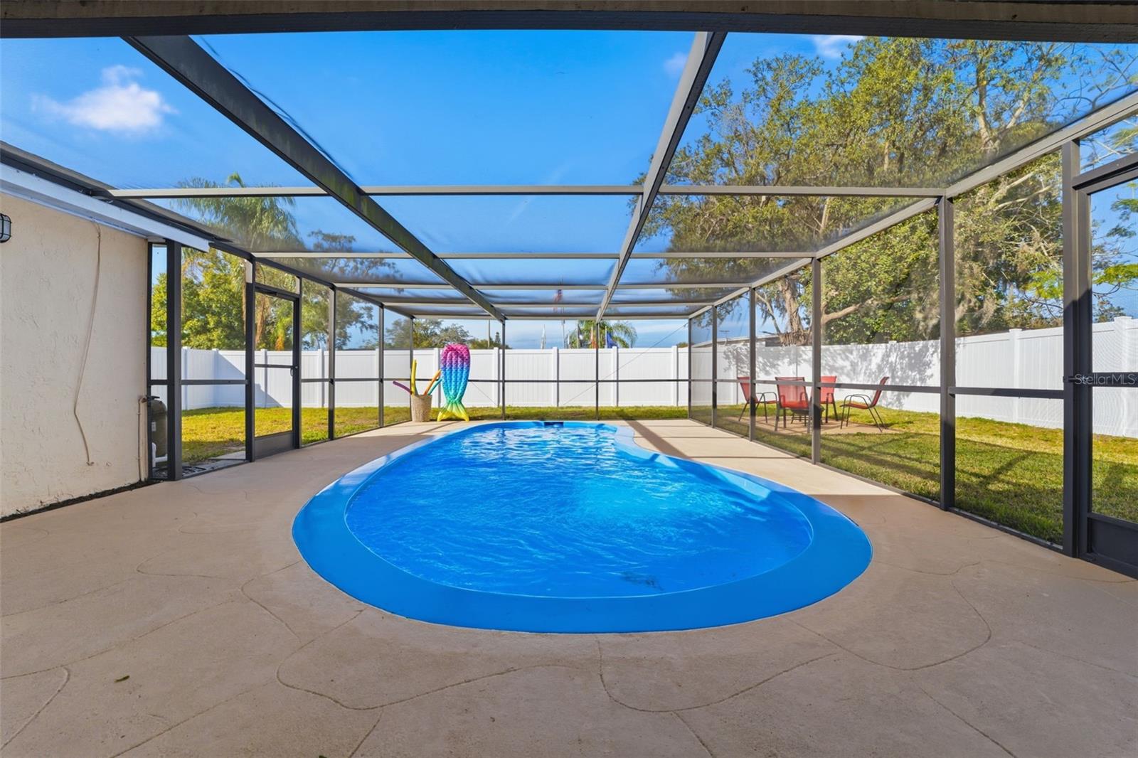 ALOHA GARDENS - Residential